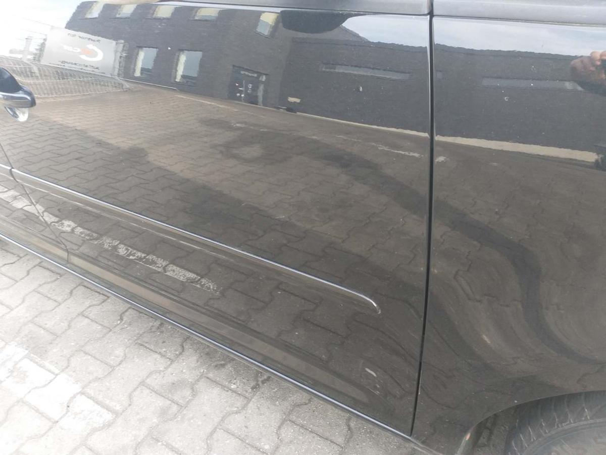 VW Touran 1T original T&uuml;r vorn rechts LC9X Deepblack Rohbau Bj.2008